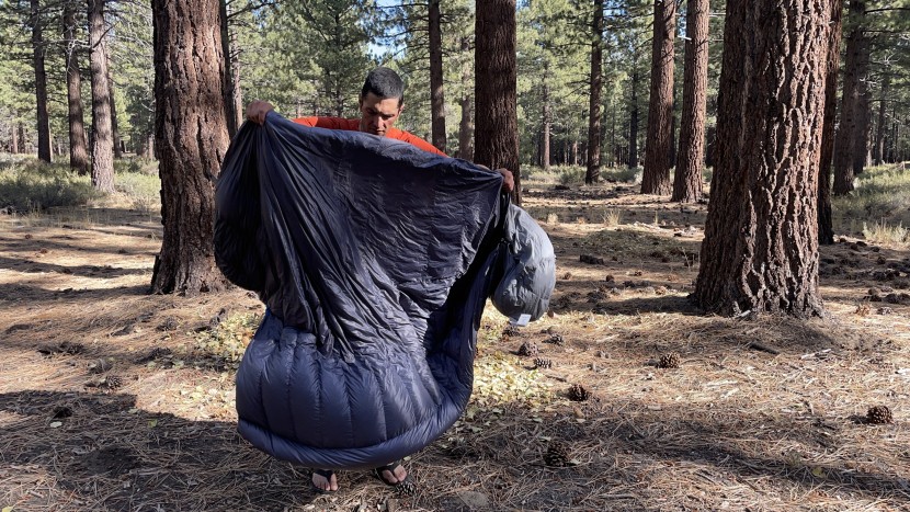 feathered friends hummingbird ul 30 - the benefit of this model&#039;s continuous baffle construction is that...