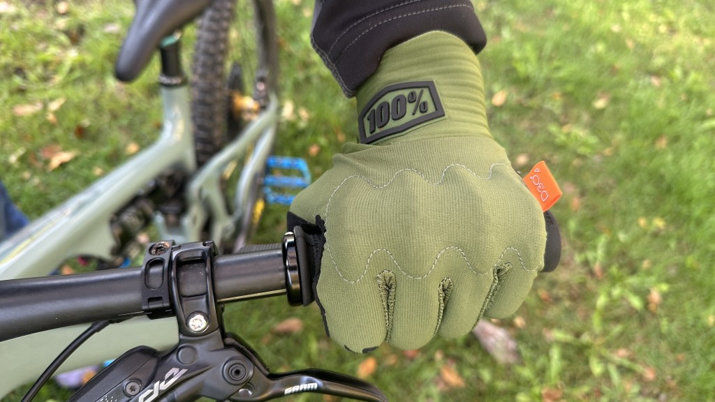 Buy winter mountain bike gloves green with Cuts on thumb and index