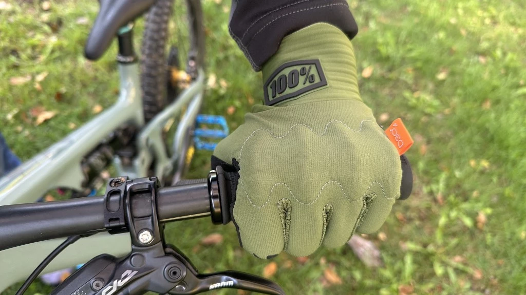 mountain bike gloves - the burly knuckle protection of the 100% cognito d30 for when rocks...
