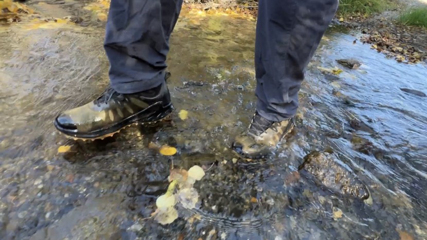 keen zionic waterproof mid - the zionic waterproof mid does a good job at keeping water out on...
