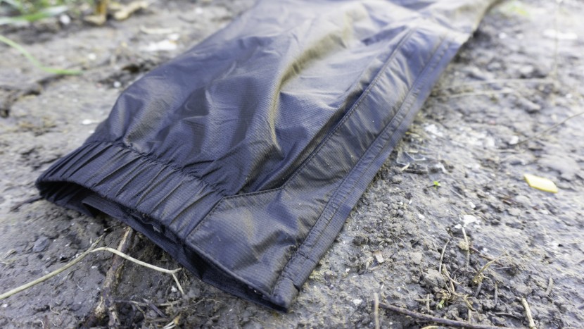 outdoor research helium pant - the helium&#039;s zipper only went up approximately 1 foot up the bottom...