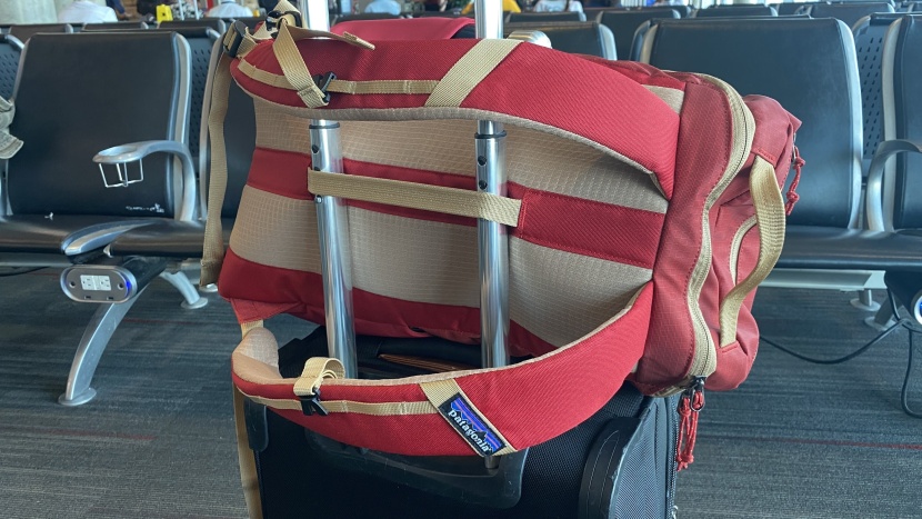 laptop backpack - packs with a luggage pass-through like the patagonia black hole 25...