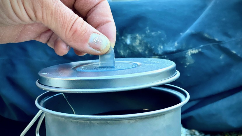 snow peak ti-mini solo combo 2.0 - simple features, like this silicone tab on the shared lid, help make...