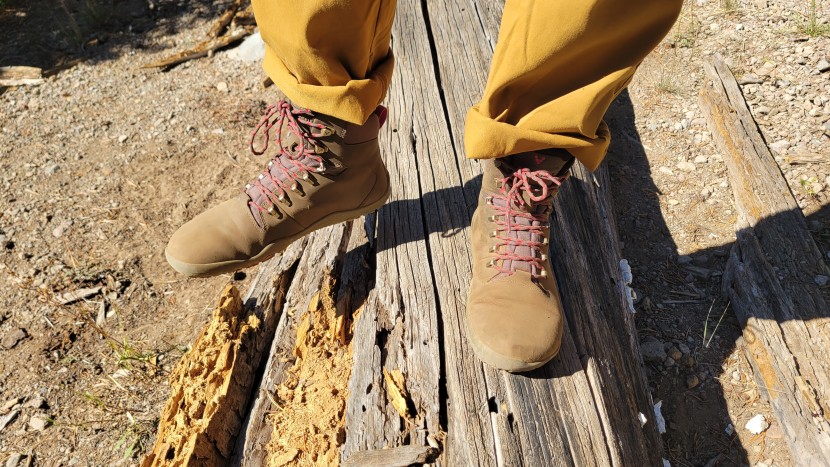 barefoot shoes men - how well the boot hugs the foot, as well as how naturally the toes...