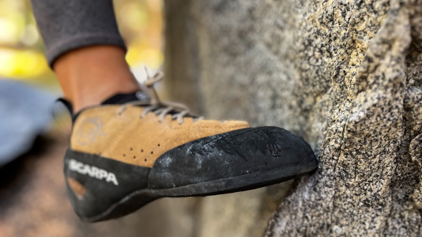 climbing shoes womens - the scarpa generator mid uses a tri-tension active randing system...