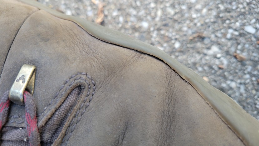 barefoot shoes men - we found the crease point on the outsole, where it&#039;s welded to the...