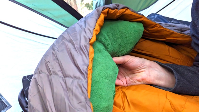 rei co-op siesta hooded 20 - pillow talk. the siesta&#039;s massive hood holds your pillow in place...