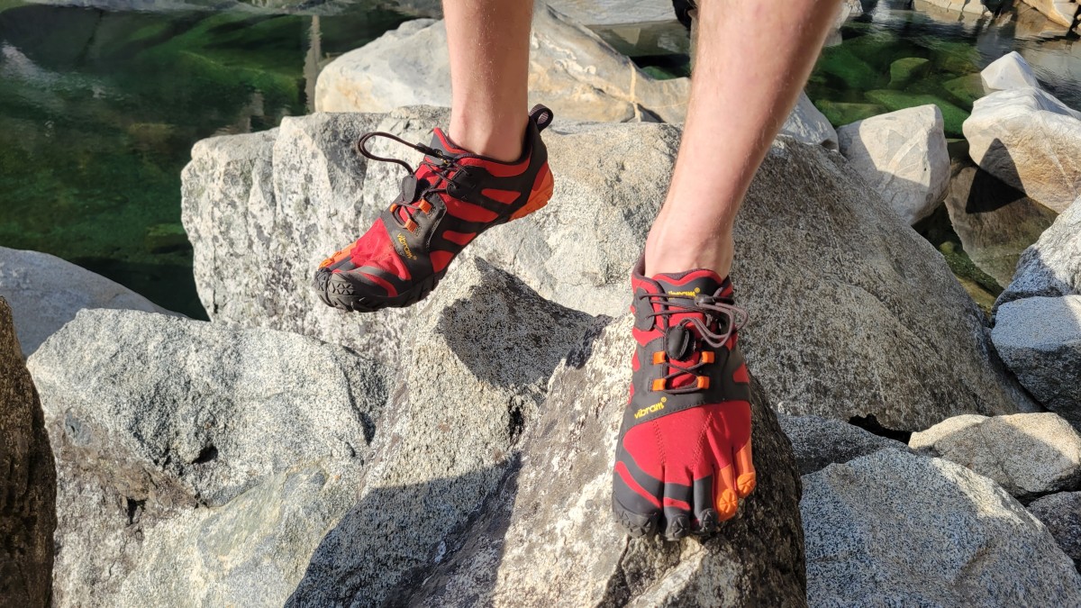 Vibram V-Trail 2.0 Review (The Vibram V-Trail 2.0 will help you achieve greater foot dexterity by allowing all your toes to flex and grip...)