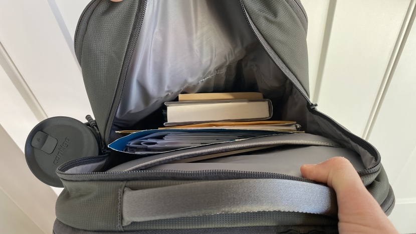 timbuk2 authority deluxe - we like how accessible items are with easy gliding zippers and...