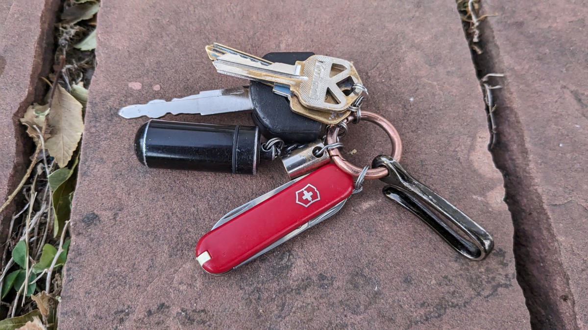 Victorinox makes the PERFECT nail clippers for your EDC - The