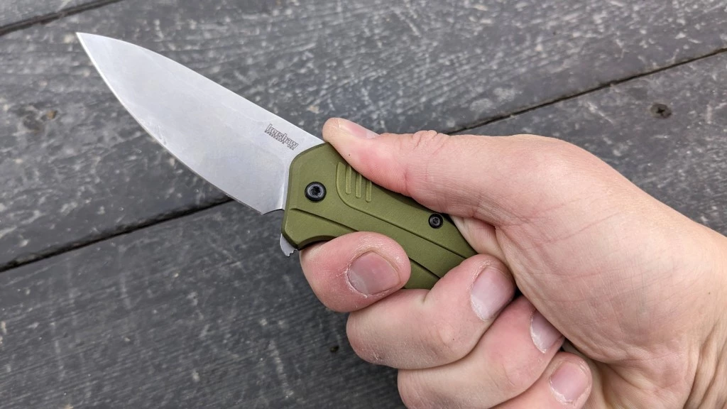 pocket knife - the link&#039;s thumb rise is well suited to give continuous cutting...