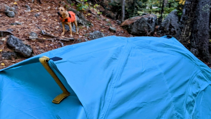 rei co-op trailmade 2 - two vents with struts to hold them open let warm, humid air escape...