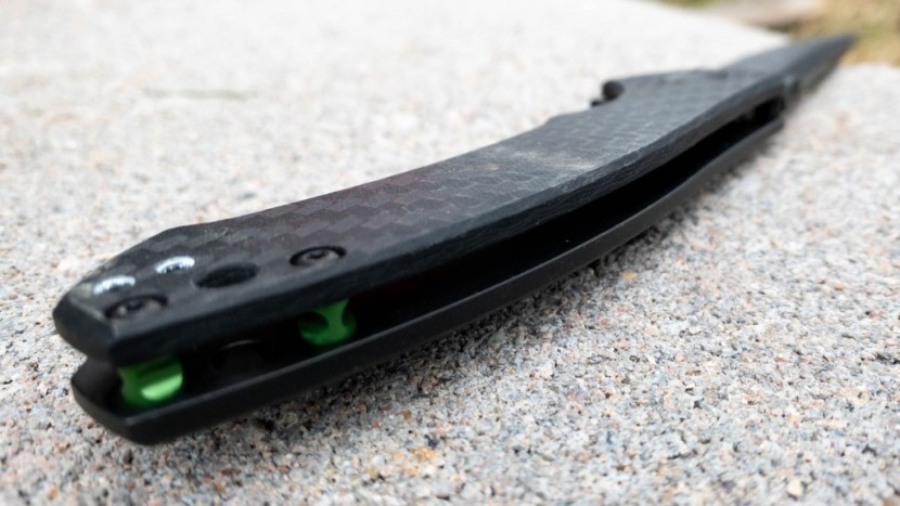 pocket knife - the carbon fiber handle sets the zero tolerance 0450 apart in our...