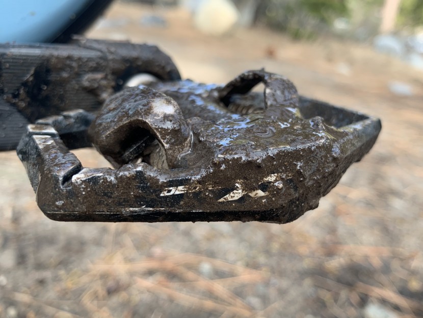 bike pedals - when you ride in muddy conditions, it&#039;s important that the pedal...