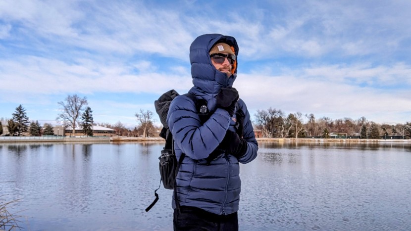 down jacket men - it&#039;s important to have a warm jacket to wear on chilly winter hikes.