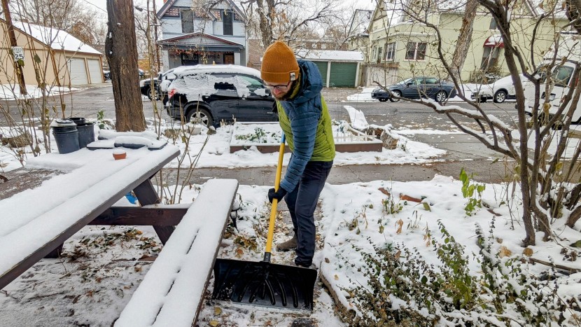 rab microlight alpine - the microlight alpine is warm enough to throw on for early morning...