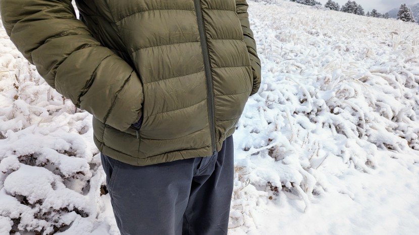 wantdo packable down hoody - it doesn&#039;t have any waist cinch adjustment features, or any...