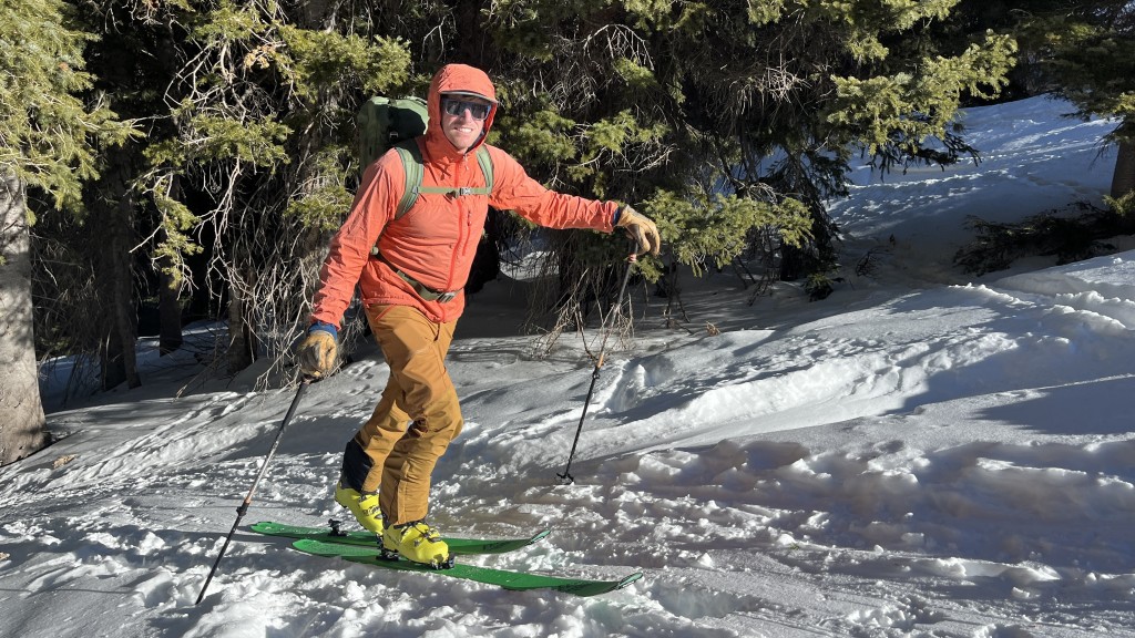The Speed Test: 3/4 Zip Pants V.S. Traditional Full Side Zip Ski