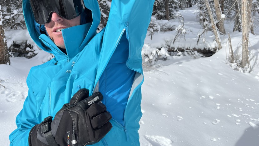 arc&#039;teryx beta ar - this hardshell comes with massive 14&quot; pit zips, but the jacket...
