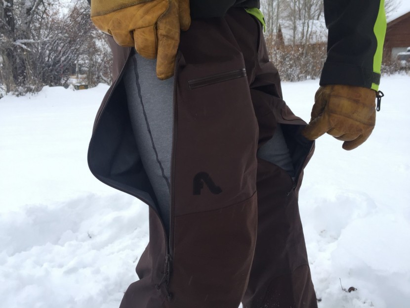 flylow gear baker bib - long vents on the flylow baker bibs provide fantastic ventilation...