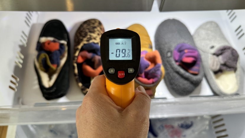 to test the insulating ability of each slipper, we measured the...