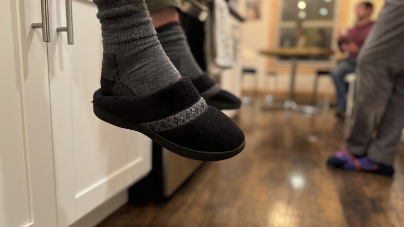 slippers that easily can be taken on and off are one of the features...
