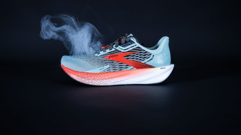 brooks hyperion max for women - the upper of the hyperion is fairly breathable, which allows it to...