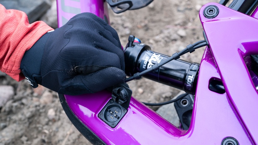 santa cruz heckler sl r - not the most ideal spot for a charge port but it stayed clean enough...