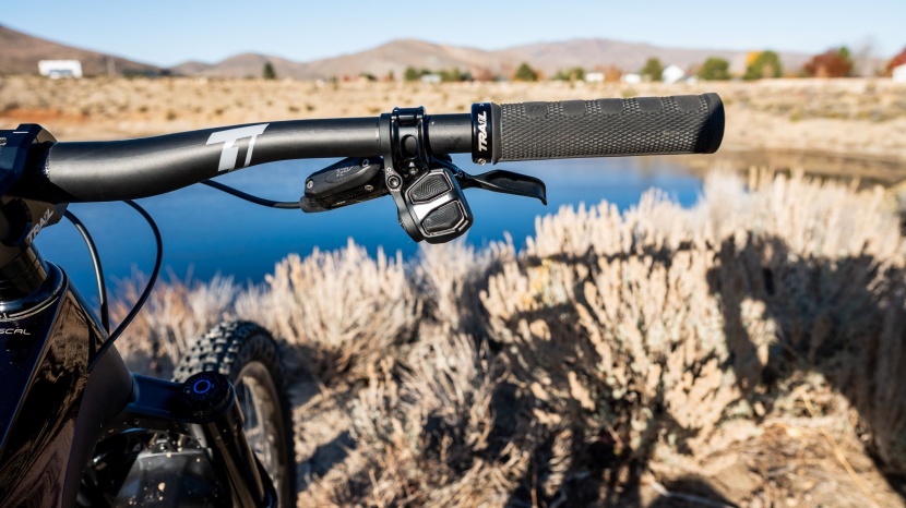 the trail one crocket handlebar provides exceptional dampening and...