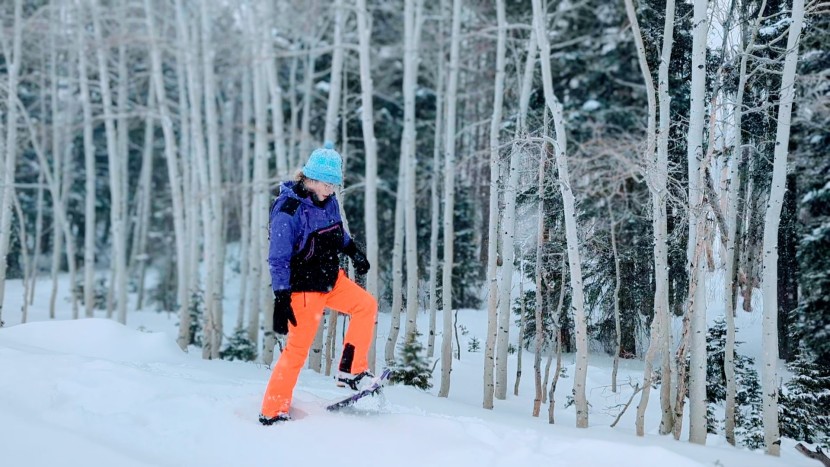 snowshoes womens - the mountaineer is super comfortable and keeps you afloat in the...