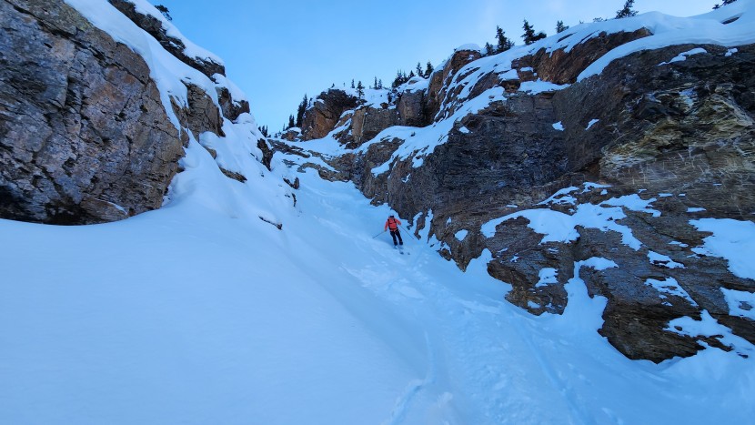 hardshell jacket womens - backcountry skiing on storm days with deep snow demands a good...