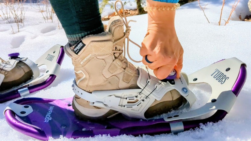 snowshoes womens - step, twist, and go! the tubbs wayfinder is a comfortable and...