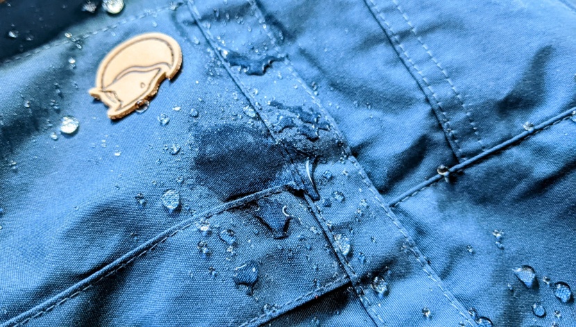 fjallraven vidda pro trousers for women - a wax treatment resists initial splashes but will soak through in a...