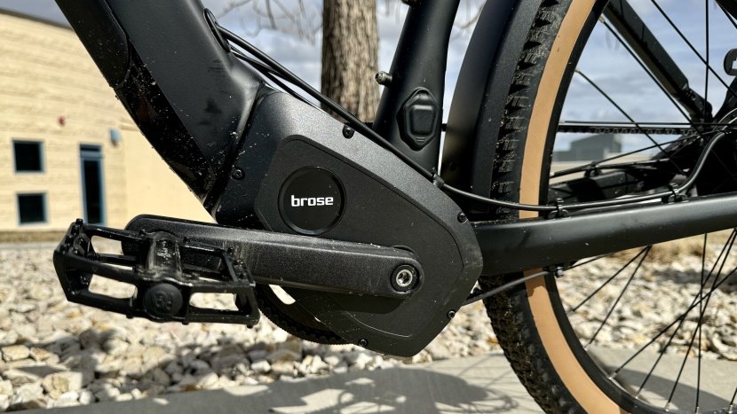 ride1up prodigy v2 lx xr cvt - the brose motor keeps the weight down low and the charging port is...
