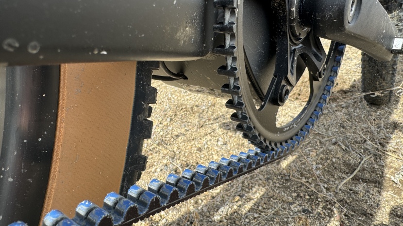 ride1up prodigy v2 lx xr cvt - the power coming from the mid-drive motor is delivered via this...