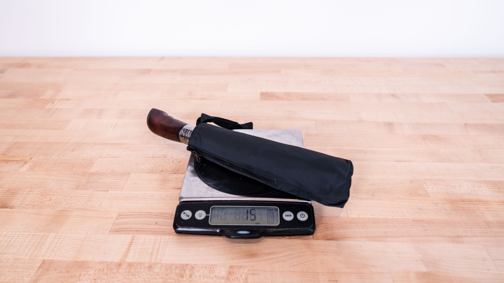 balios double canopy - the steel shaft and sturdy design make this a durable umbrella...