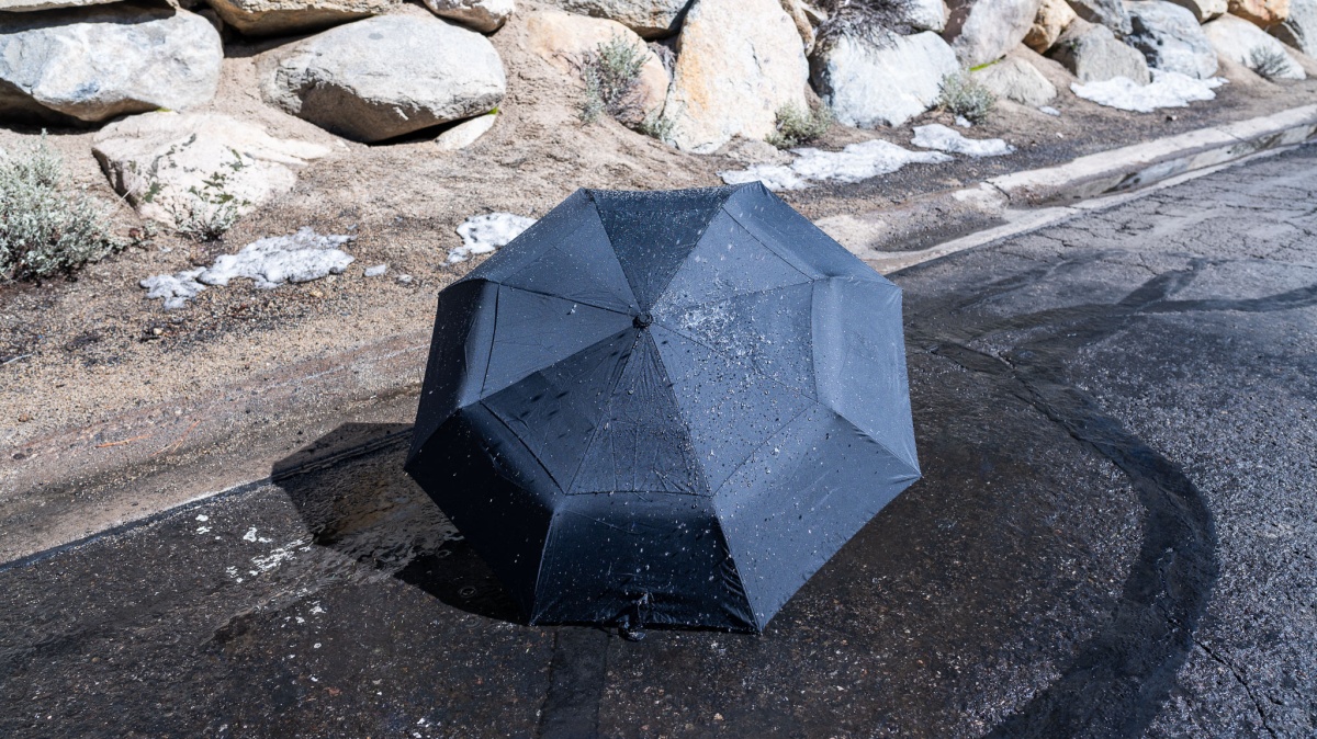 Balios Double Canopy Review (A classic umbrella turned compact that doesn't break the bank.)