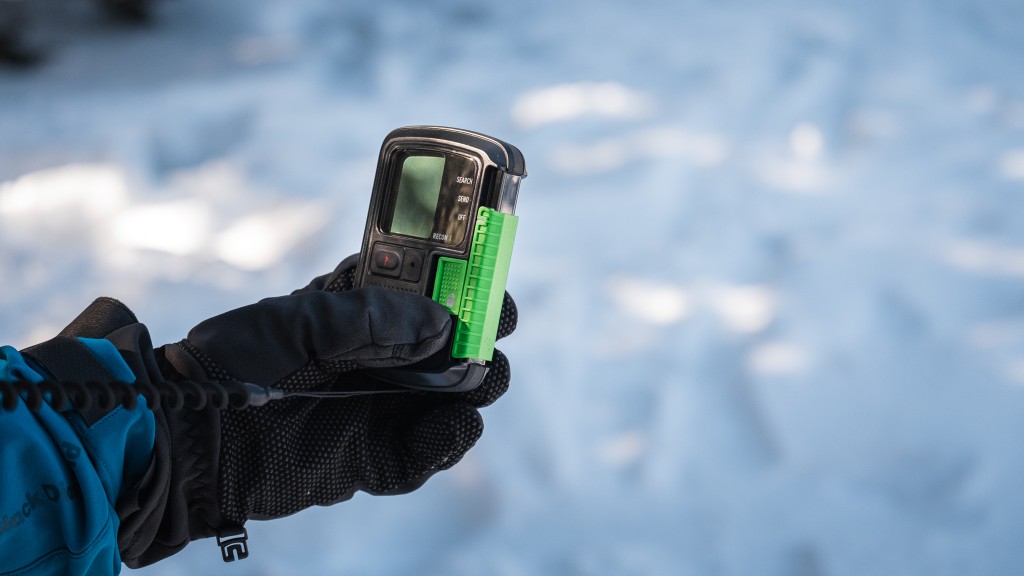 black diamond recon x - the recon x is a simple and easy-to-use beacon that&#039;s perfect for...