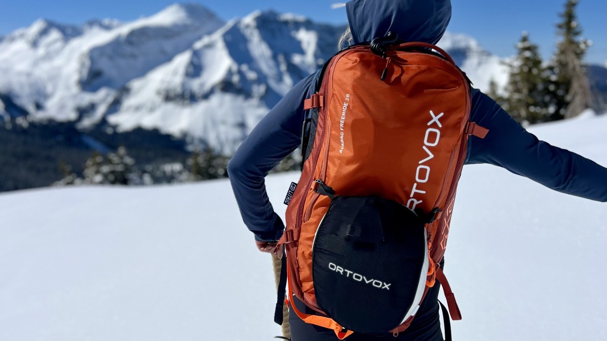 Ortovox LiTRIC Freeride 28L Review (The feature-ladden Ortovox Litric Freeride is an innovative airbag that sets the market standard.)