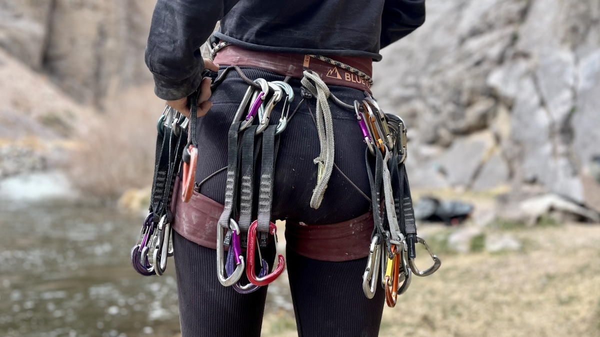 blue ice cuesta for women climbing harness review