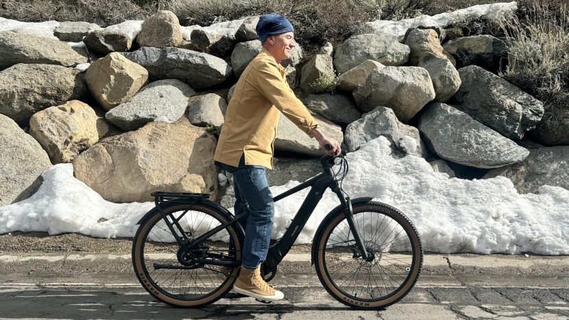 our 5' 10" tester with the saddle at full height.