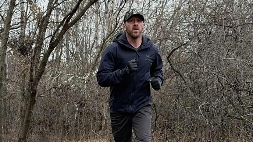 insulated jacket - synthetic insulation combined with stretch fleece side panels create...