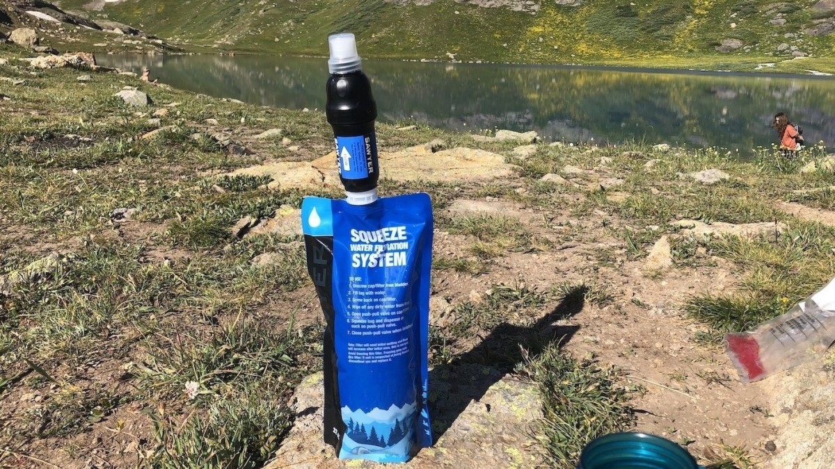 sawyer squeeze backpacking water filter review