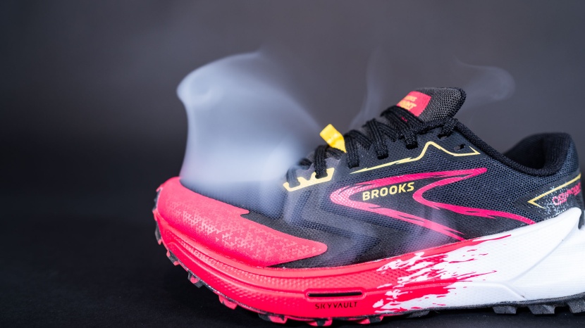 brooks catamount 3 for women - the catamount offers strong protection in a lightweight package.