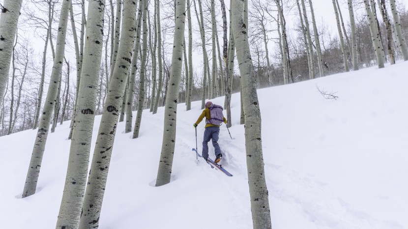 arc&#039;teryx kyanite hoody - even on snowy days, the kyanite offers excellent warmth for a fleece.