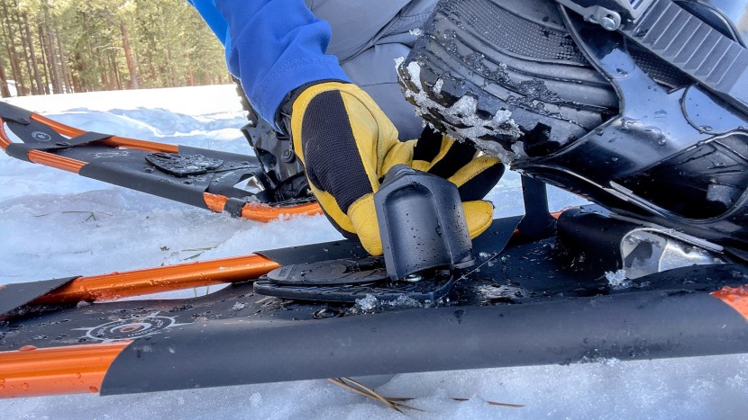 crescent moon big sky 32 - the big sky has a removable heel lifter. when in use, this can help...