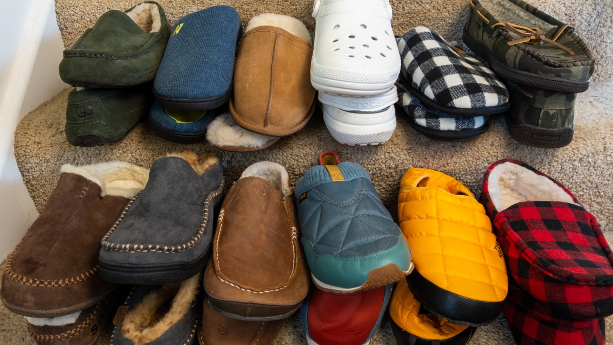 Best Slippers Men Review (We looked high and low to find the best slippers available to test and review!)