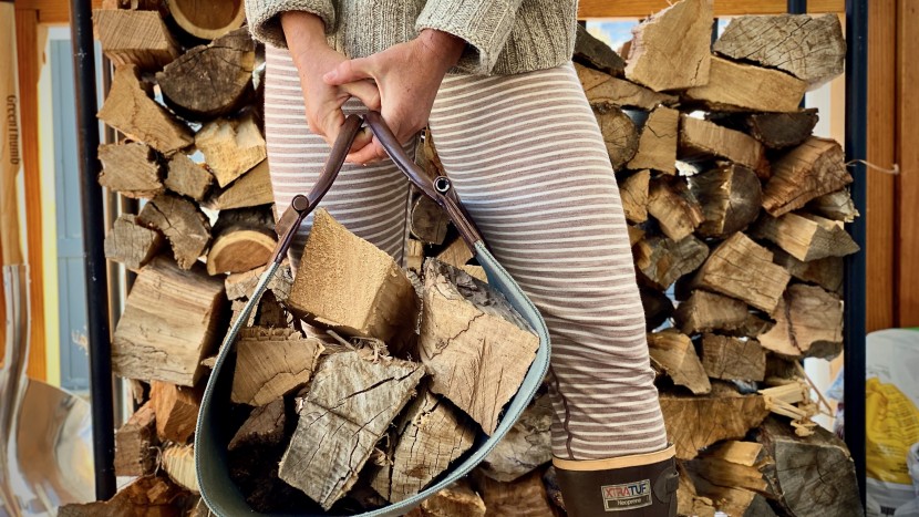 long underwear womens - thick midweight options, like the meriwool merino 250 bottom...