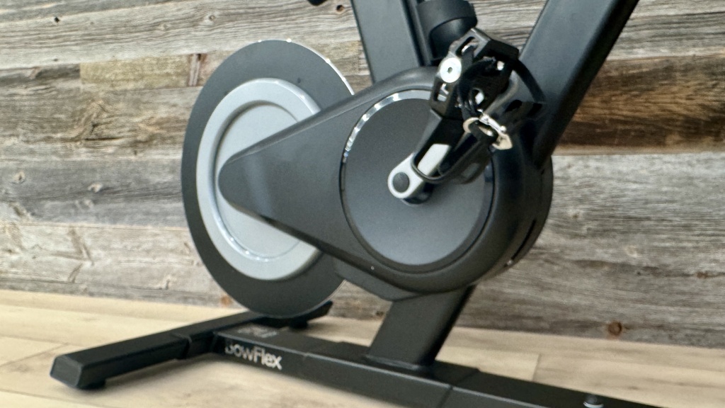 bowflex ic bike se - sleek and stylish, there doesn&#039;t seem to be a drawback to its unique...