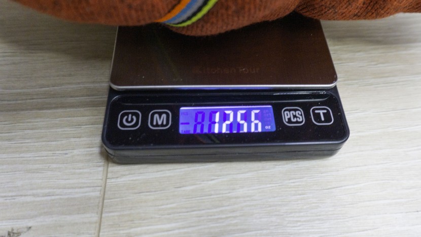 wrangler authentics 1/4 zip - wrangler did an excellent job keeping this layer light. the strap...